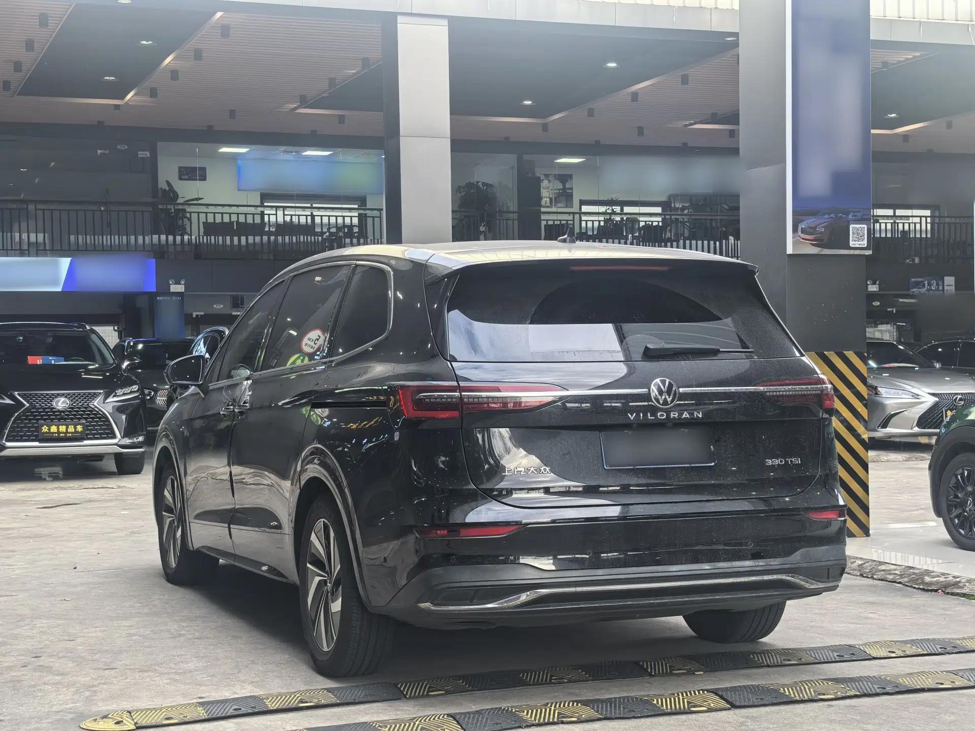 Volkswagen Viloran 2020 330TSI Luxury Edition — миниатюра 4