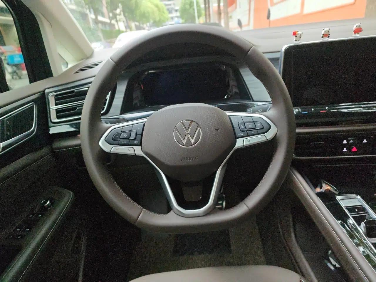 Volkswagen Viloran 2024 380TSI Luxury Edition — миниатюра 11