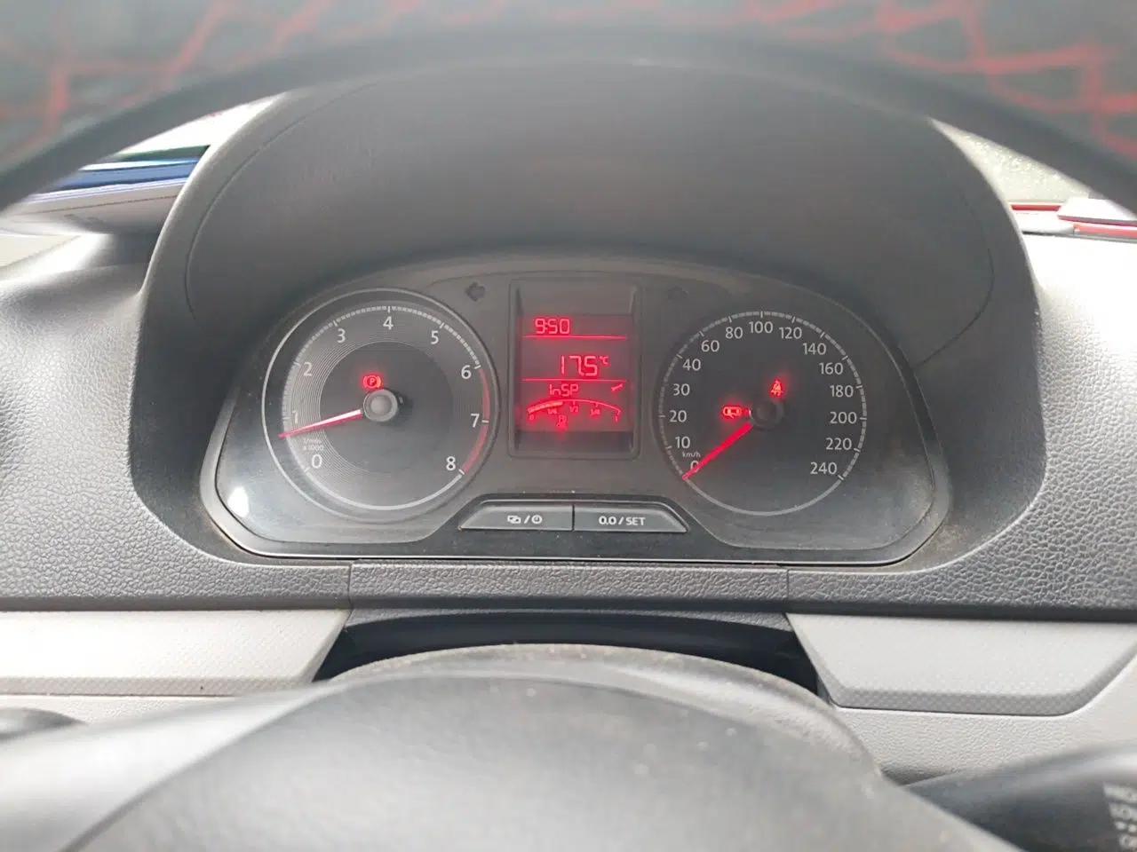 Volkswagen Jetta  — миниатюра 12