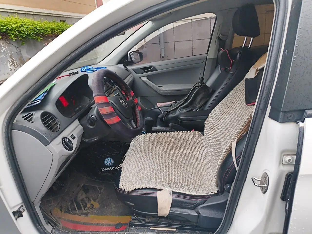 Volkswagen Jetta  — миниатюра 16
