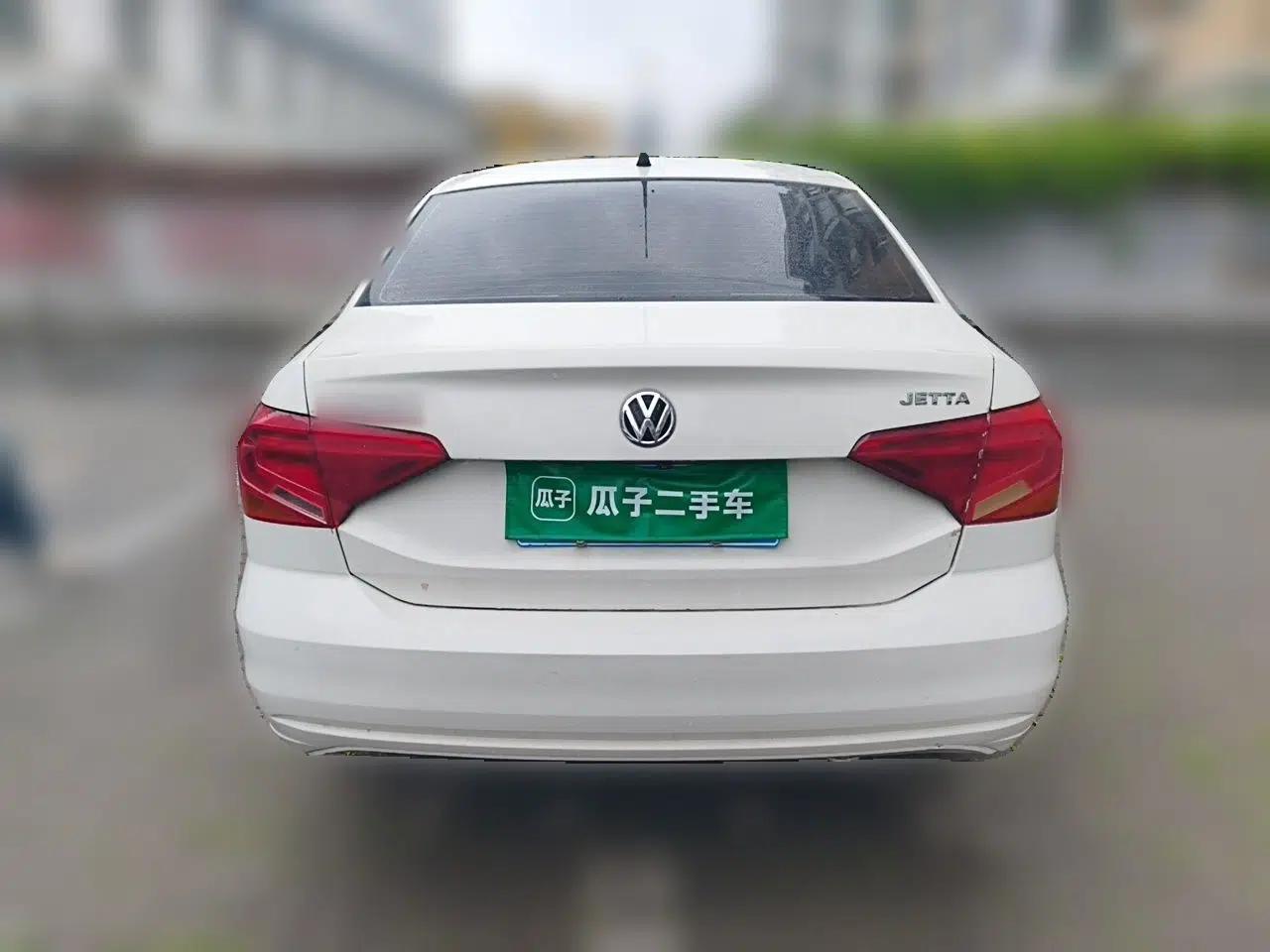 Volkswagen Jetta  — миниатюра 5