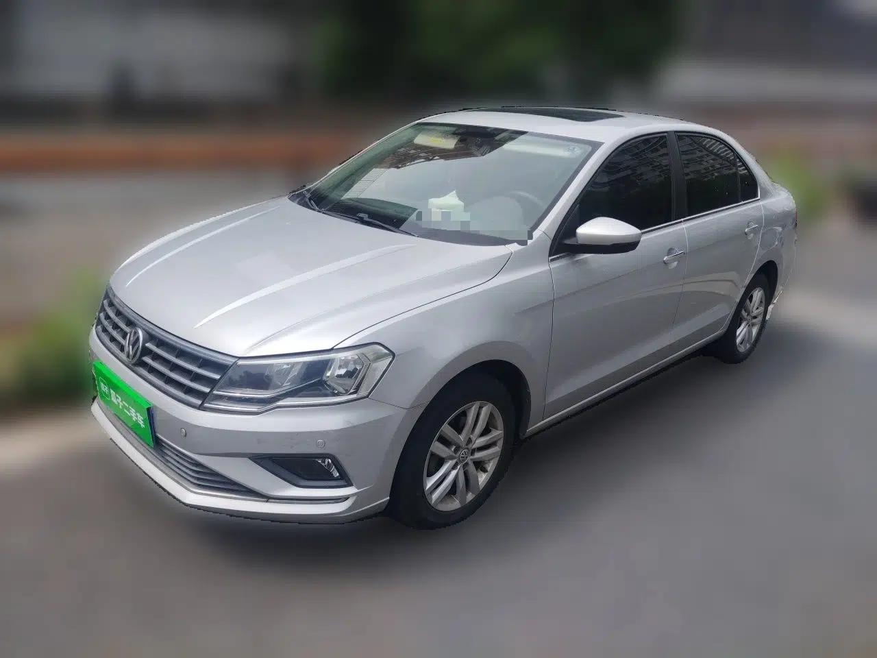 Volkswagen Jetta 2017 1.4L Manual Comfort Model — миниатюра 1