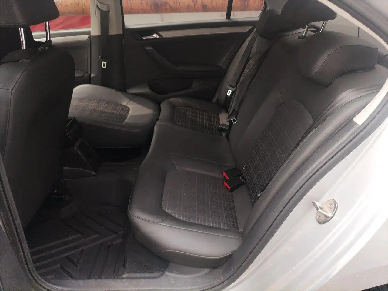 Volkswagen Jetta 2017 1.4L Manual Comfort Model — миниатюра 18