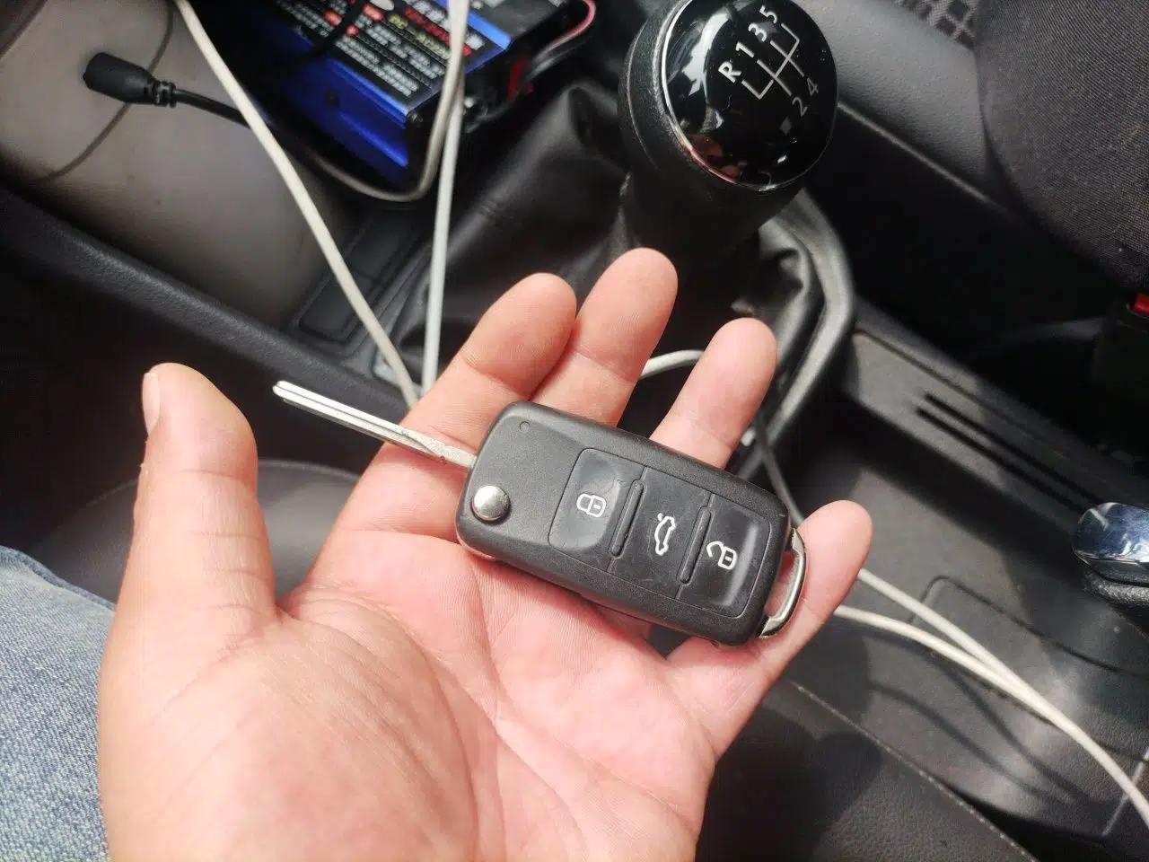 Volkswagen Jetta 2017 1.4L Manual Comfort Model — миниатюра 9
