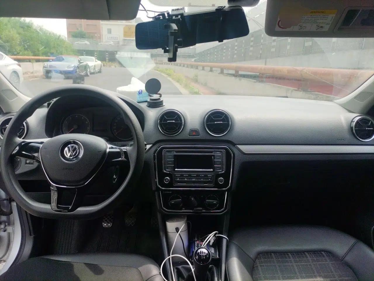 Volkswagen Jetta 2017 1.4L Manual Comfort Model — миниатюра 10