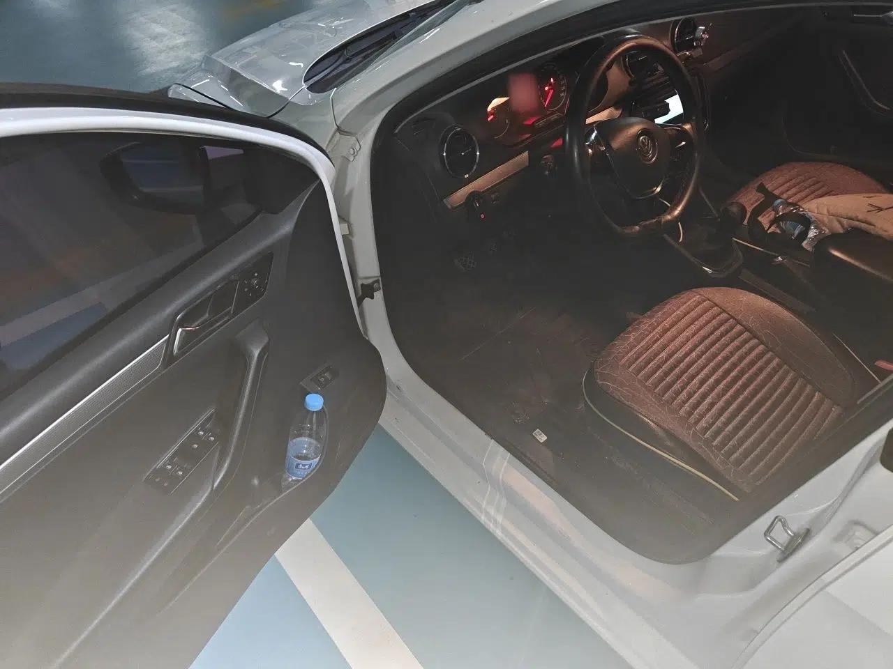 Volkswagen Jetta 2017 1.5L Manual Comfort Model — миниатюра 17