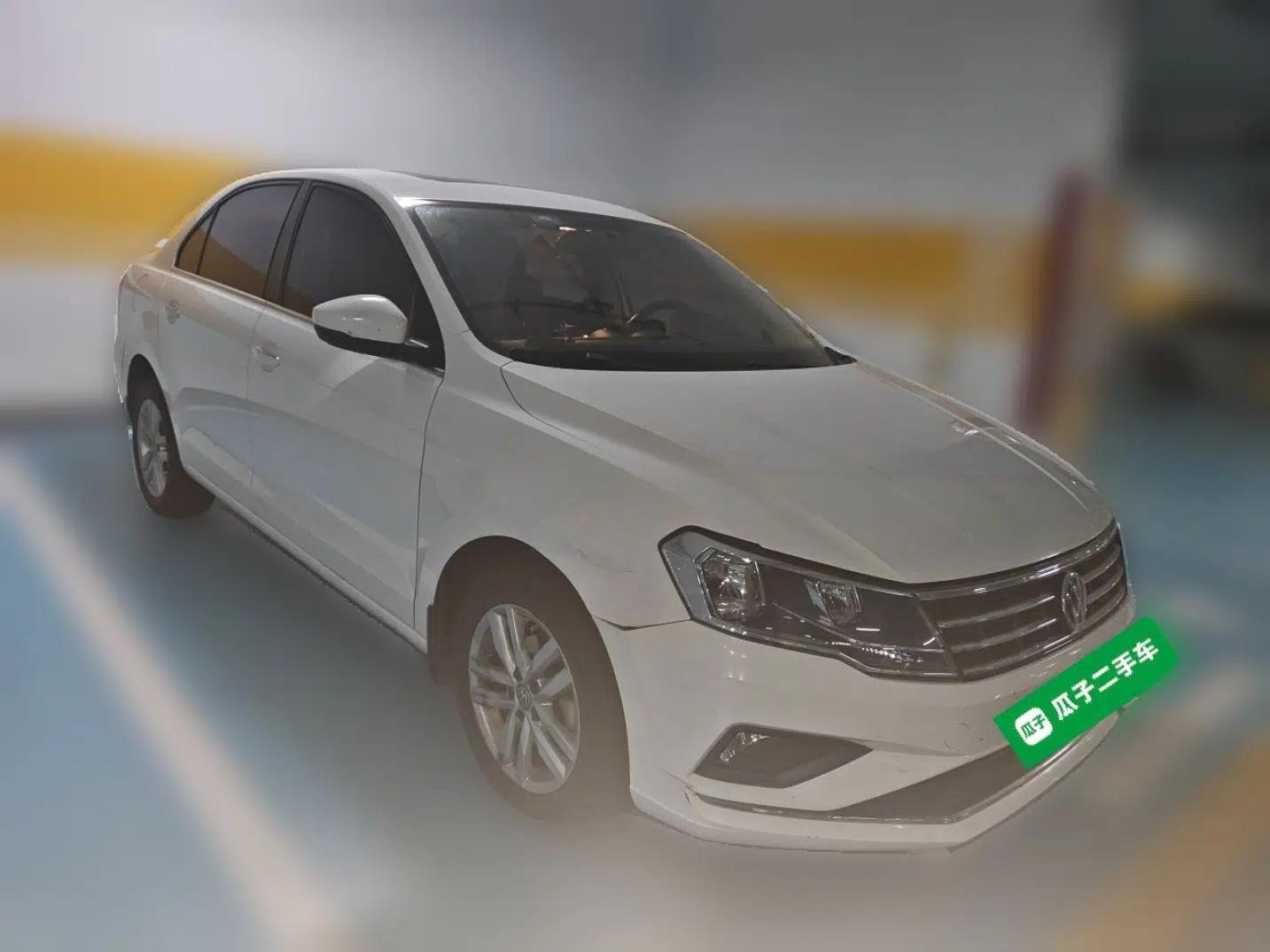 Volkswagen Jetta 2017 1.5L Manual Comfort Model — миниатюра 3