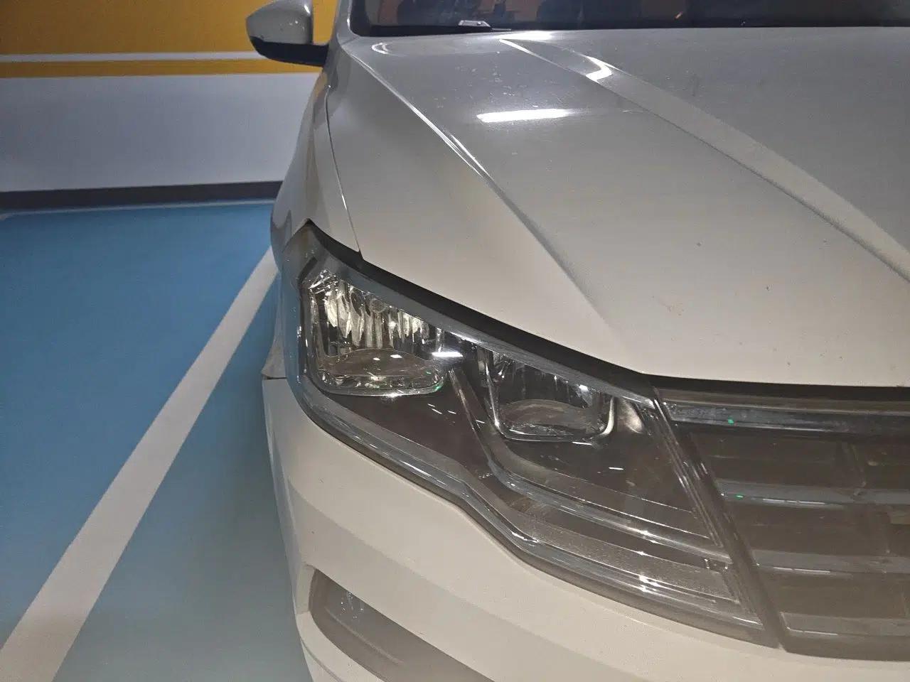 Volkswagen Jetta 2017 1.5L Manual Comfort Model — миниатюра 7