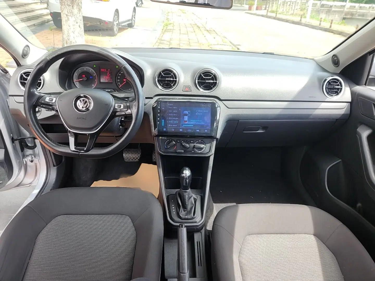Volkswagen Jetta 2017 1.5L Automatic Fashion Model — миниатюра 13