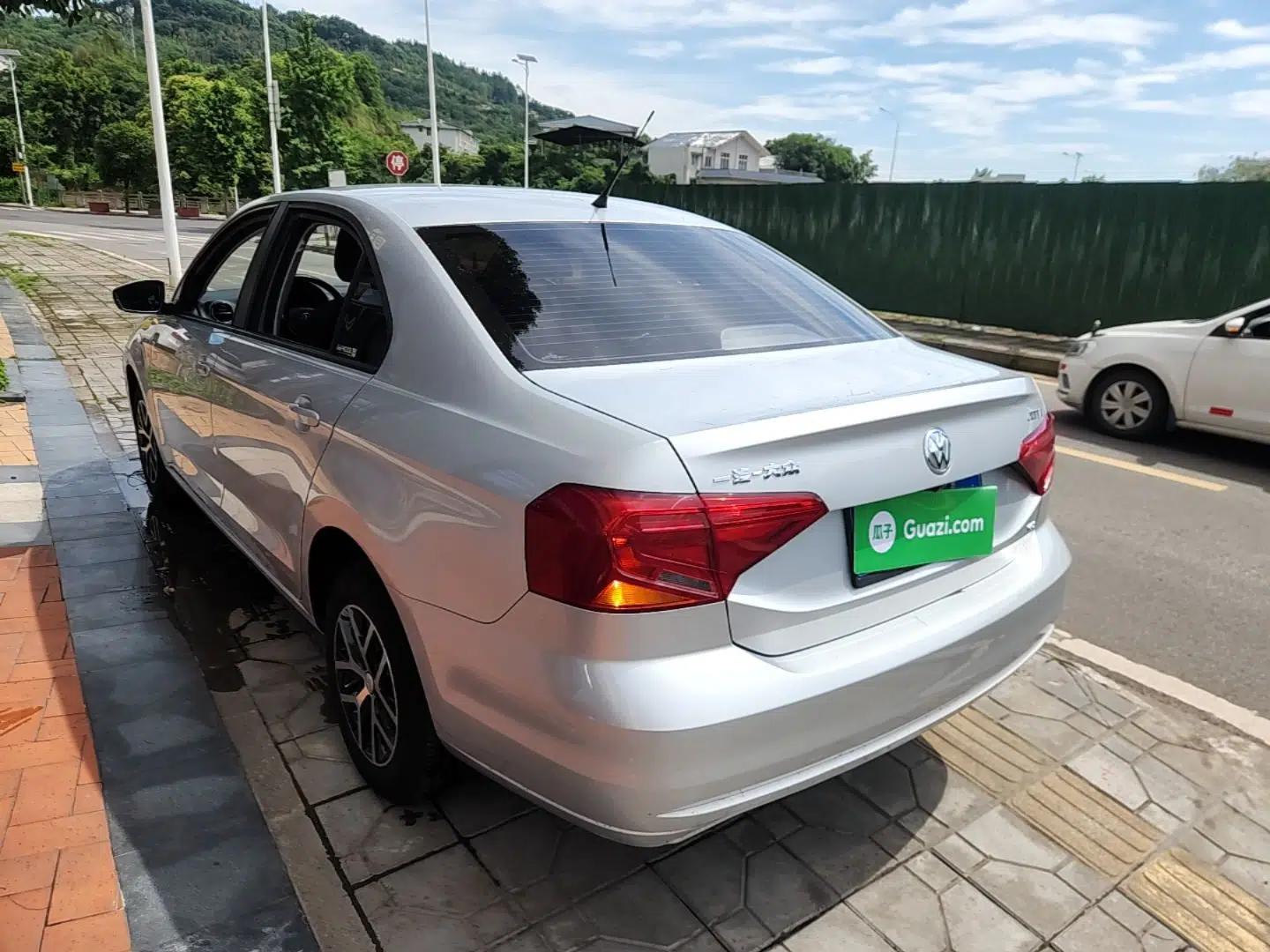 Volkswagen Jetta 2017 1.5L Automatic Fashion Model — миниатюра 4