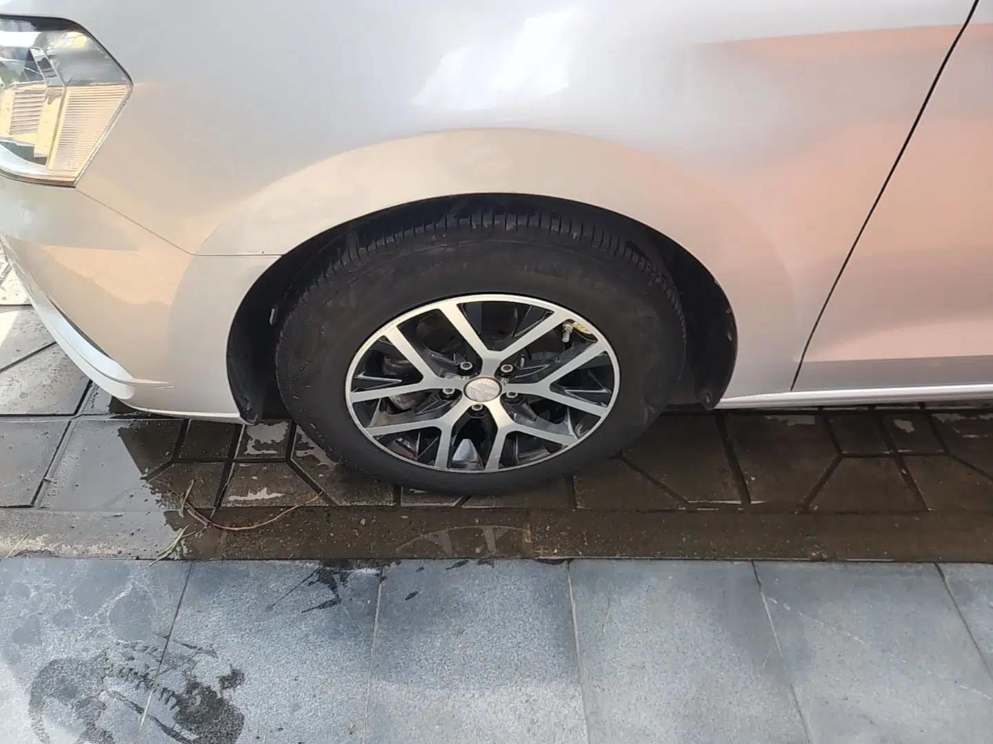 Volkswagen Jetta 2017 1.5L Automatic Fashion Model — миниатюра 8