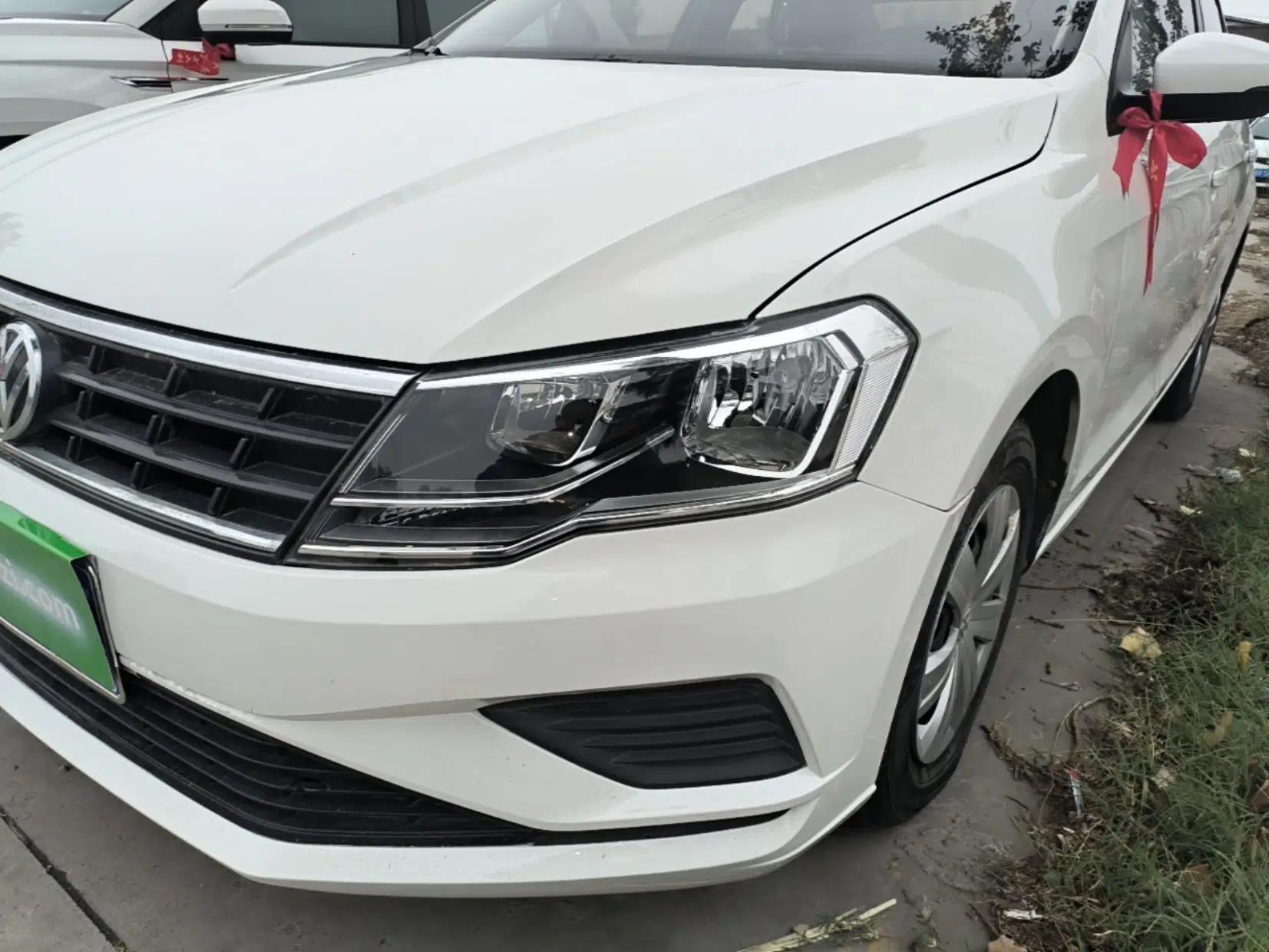 Volkswagen Jetta 2017 1.5L Manual Fashion Edition — миниатюра 9