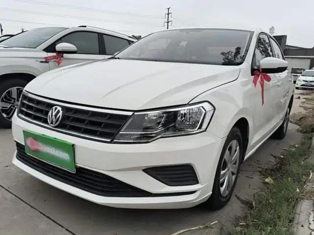 Volkswagen Jetta 2017 1.5L Manual Fashion Edition