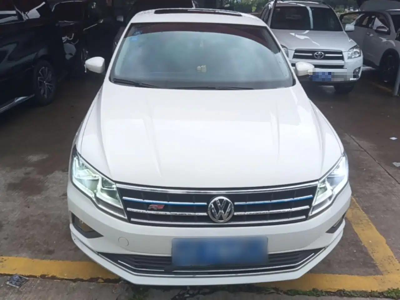 Volkswagen Jetta 2017 1.5L Automatic Comfort Model — миниатюра 2