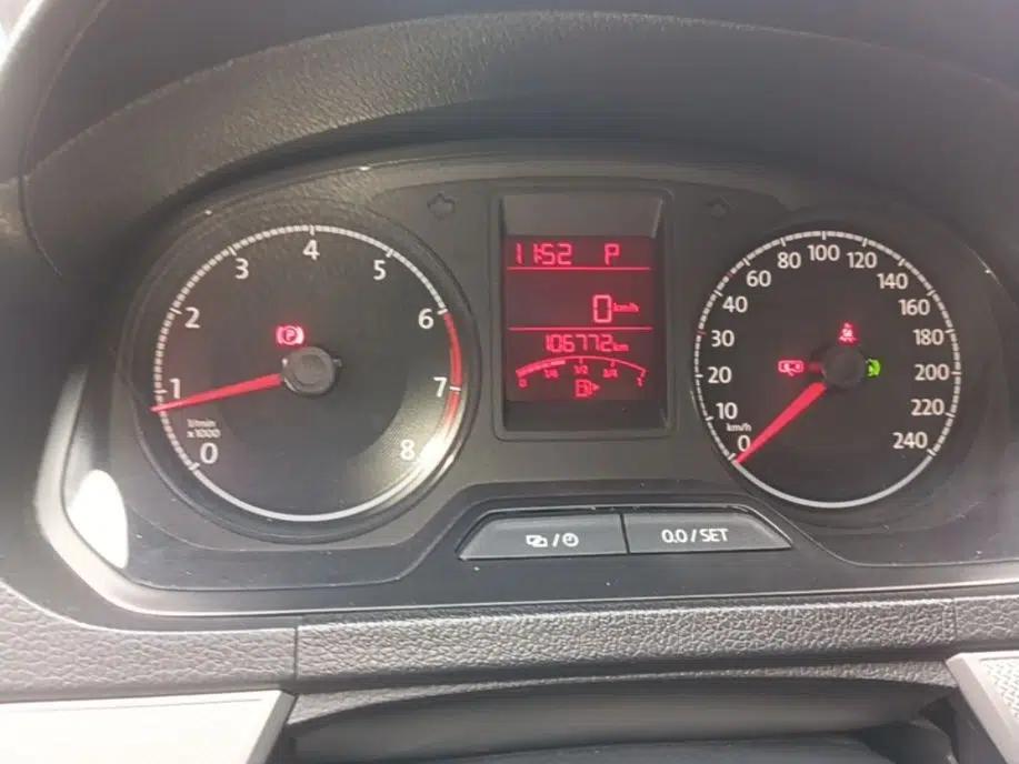 Volkswagen Jetta 2017 1.5L Automatic Comfort Model — миниатюра 14