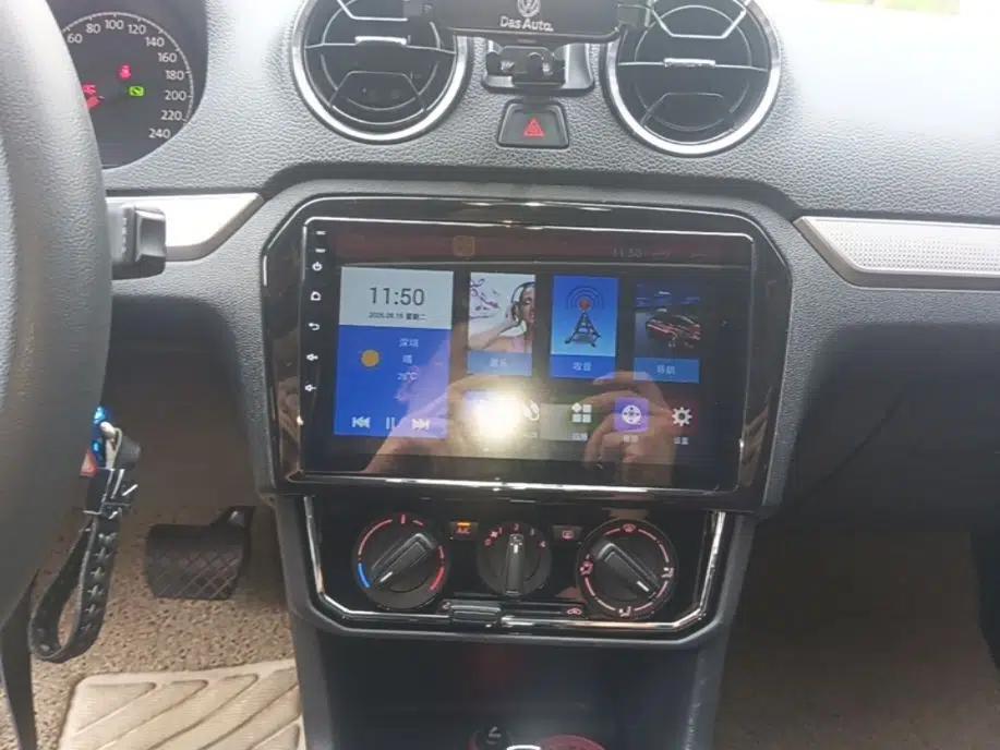 Volkswagen Jetta 2017 1.5L Automatic Comfort Model — миниатюра 15