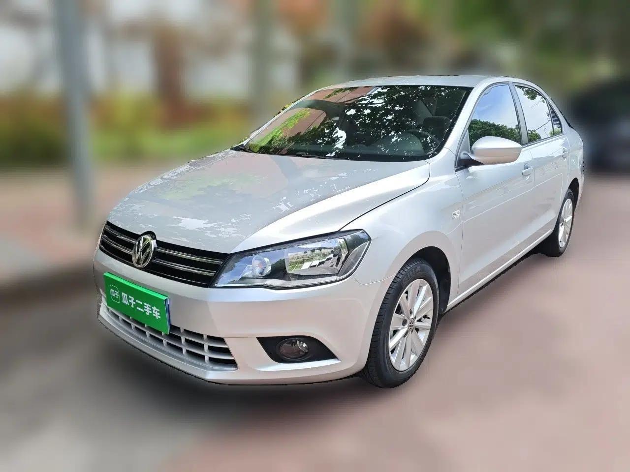 Volkswagen Jetta 2015 Value Edition 1.6L Automatic Comfort Version — миниатюра 1