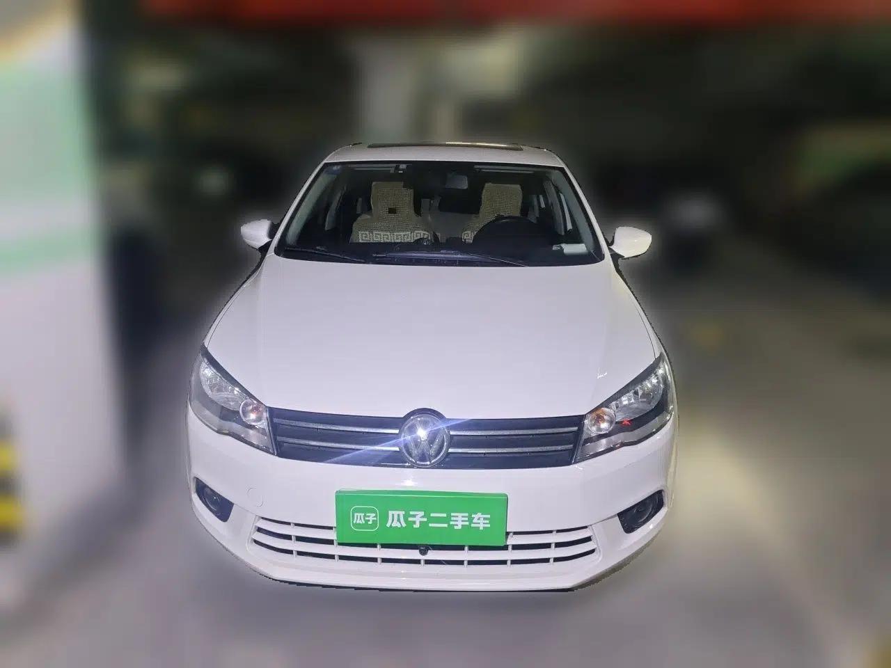 Volkswagen Jetta 2013 1.6L Automatic Comfort Model — миниатюра 2