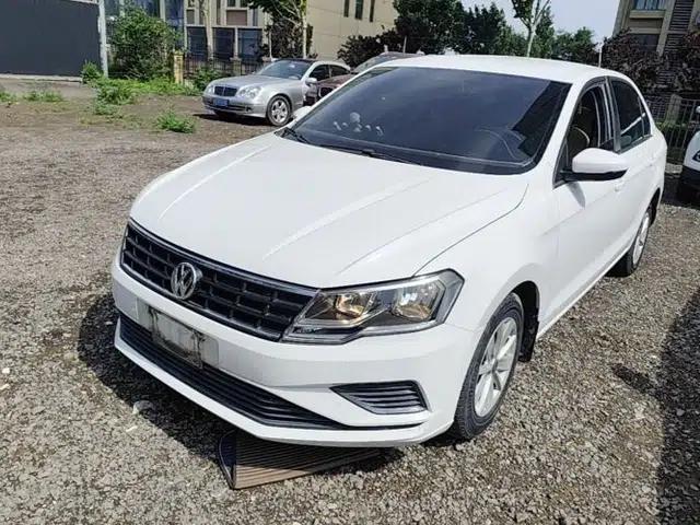 Volkswagen Jetta 2017 1.5L Manual Fashion Edition