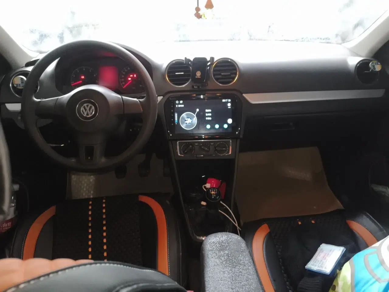 Volkswagen Jetta 2013 1.6L Manual Comfort Model — миниатюра 10