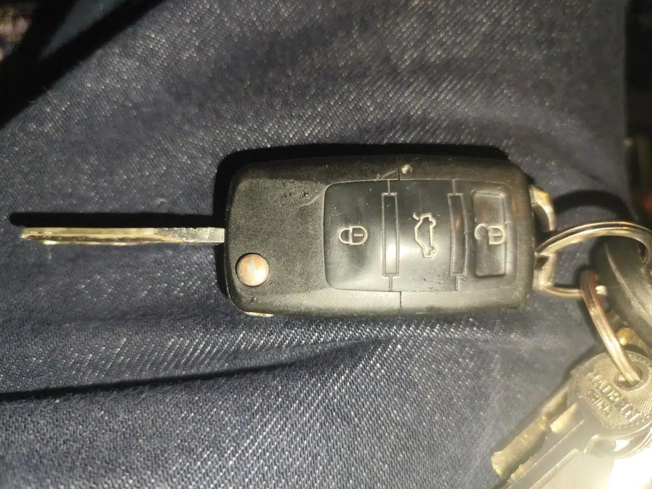 Volkswagen Jetta 2013 1.4L Manual Fashion Model — миниатюра 9