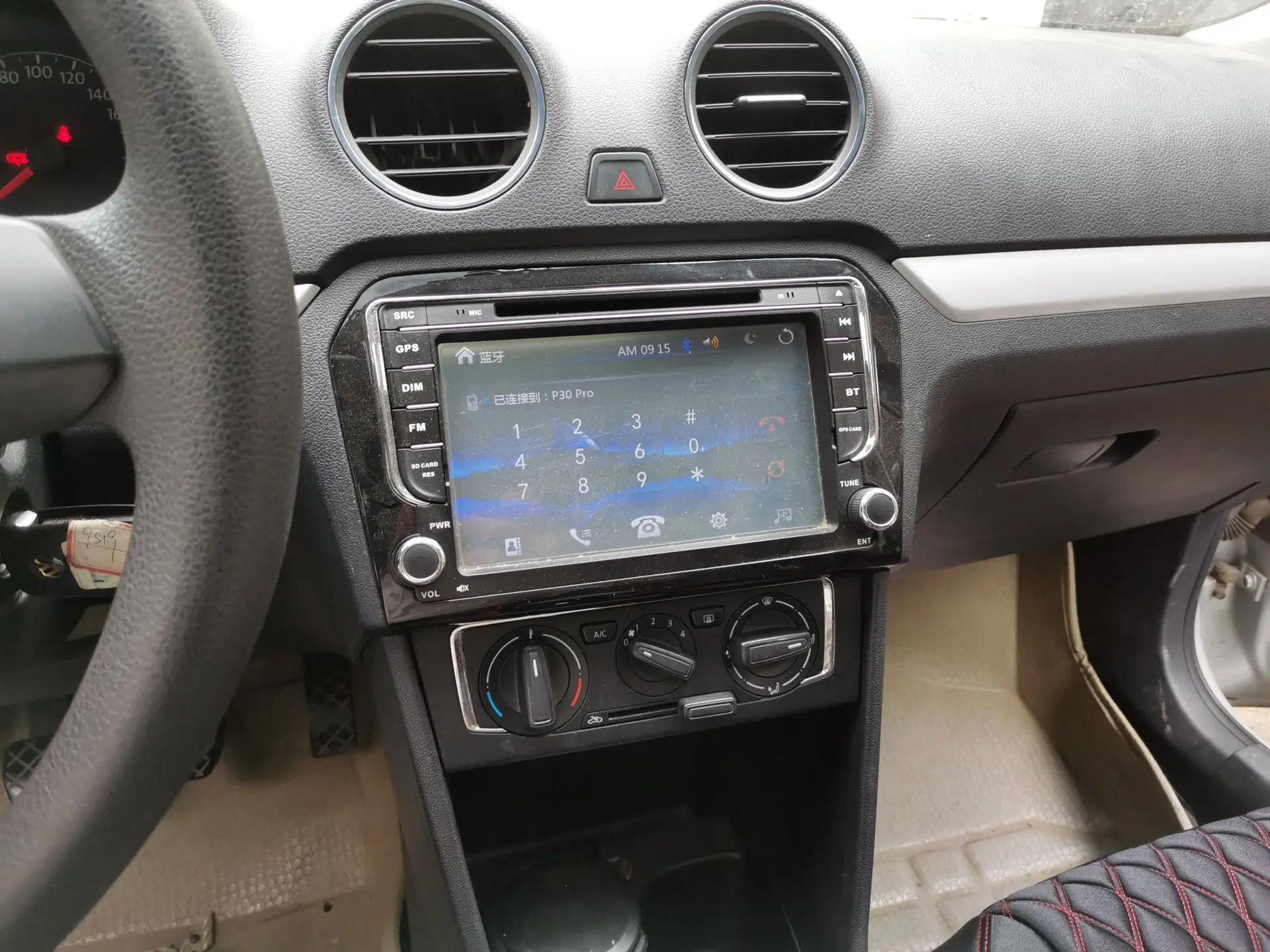 Volkswagen Jetta 2013 1.4L Manual Comfort Model — миниатюра 14