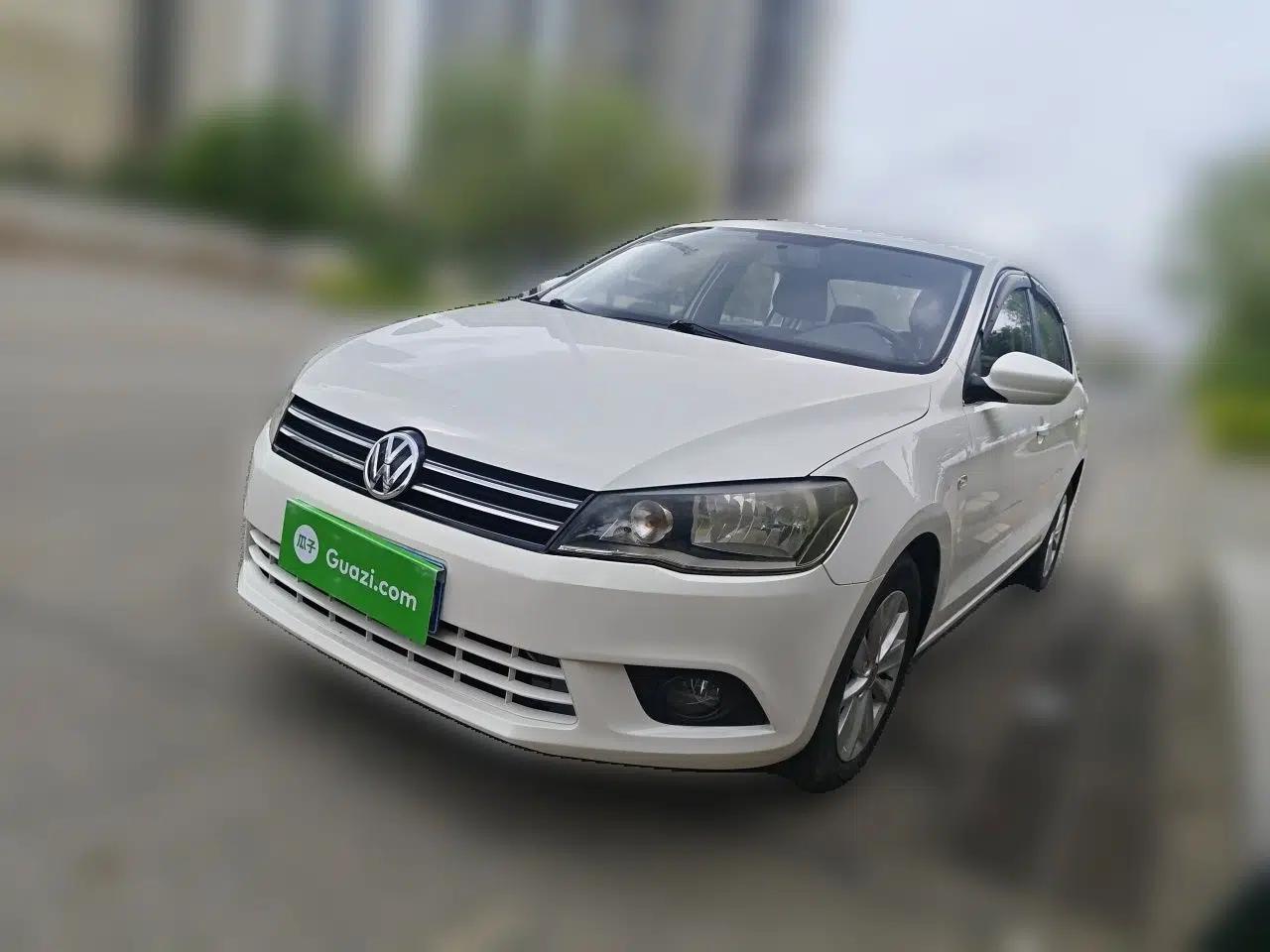 Volkswagen Jetta 2013 1.6L Automatic Comfort Model — миниатюра 1