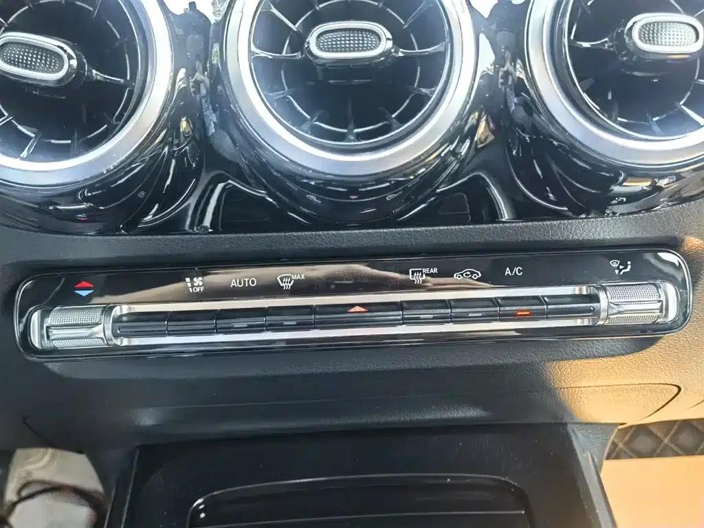 2020 Mercedes-Benz GLA 180 — миниатюра 22