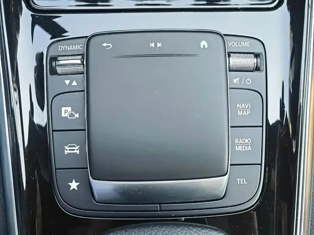 2020 Mercedes-Benz GLA 180 — миниатюра 23
