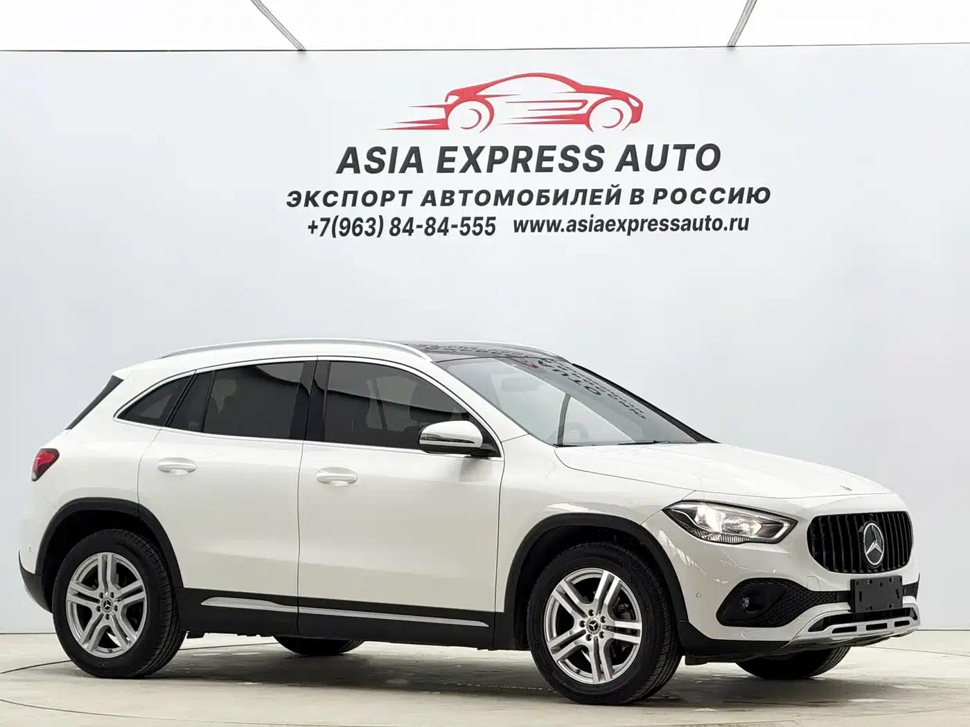 2020 Mercedes-Benz GLA 180 — миниатюра 3