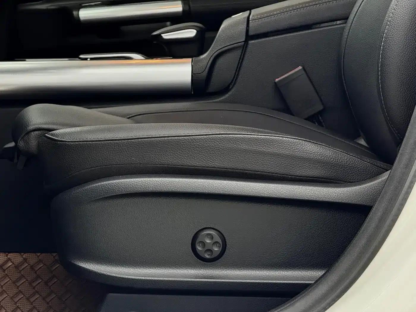2020 Mercedes-Benz GLA 180 — миниатюра 22