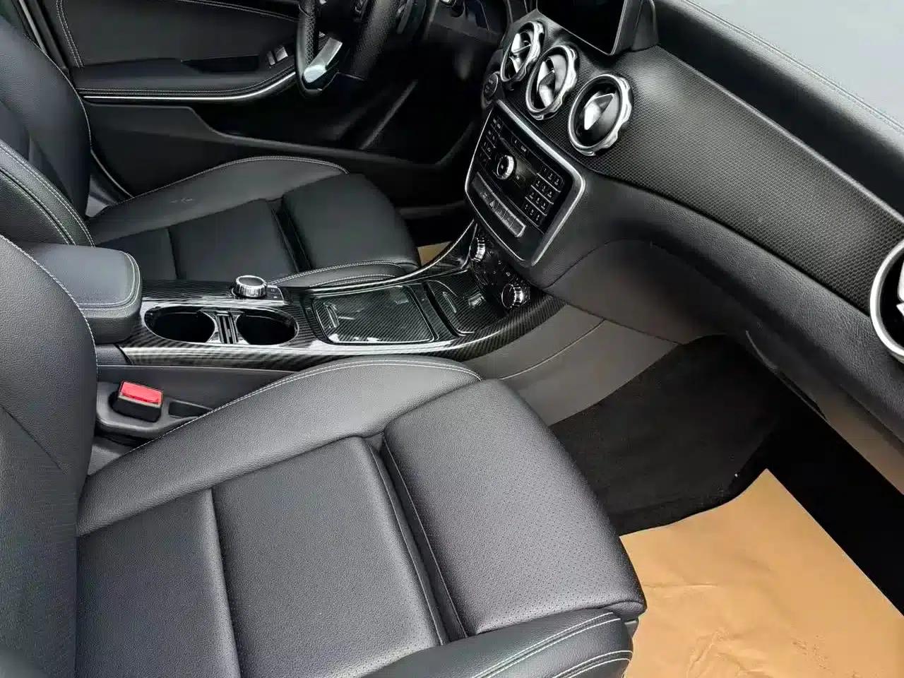 2017 Mercedes-Benz GLA 200 Fashion Edition — миниатюра 12