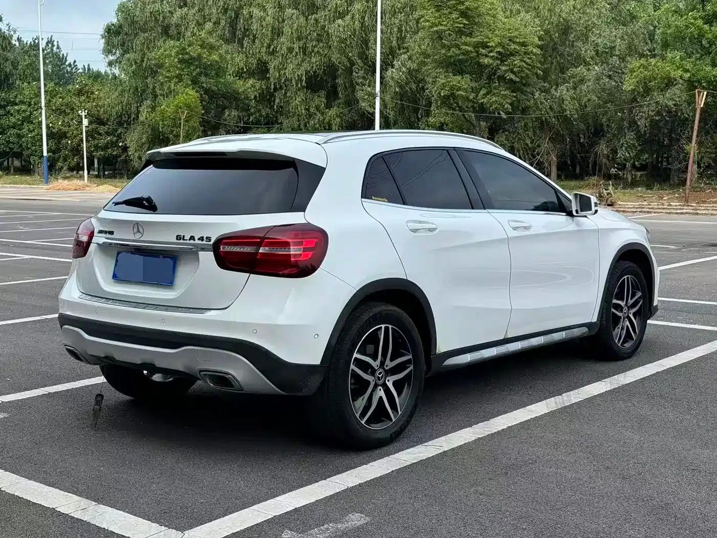 2017 Mercedes-Benz GLA 200 Fashion Edition — миниатюра 4