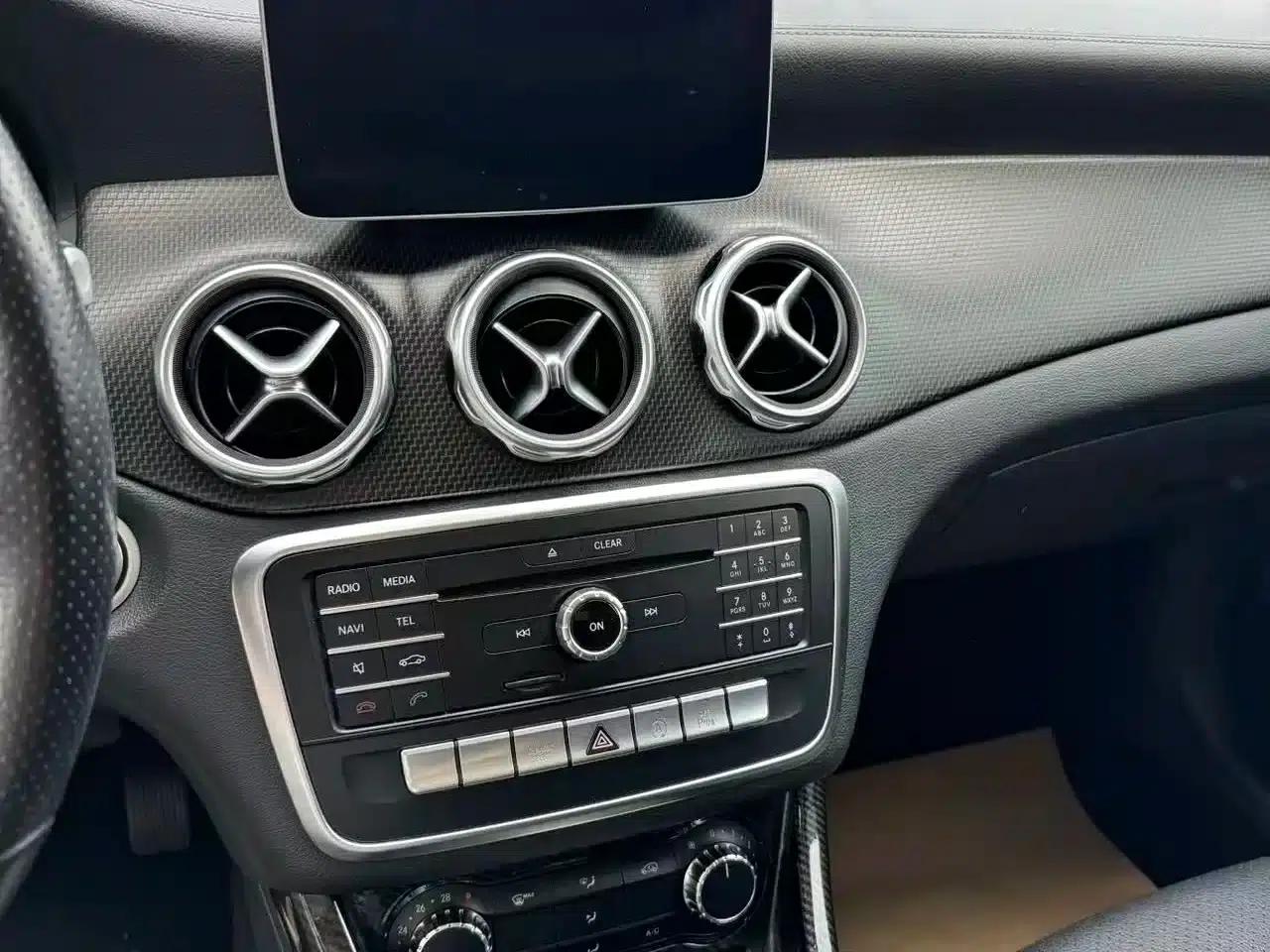 2017 Mercedes-Benz GLA 200 Fashion Edition — миниатюра 10