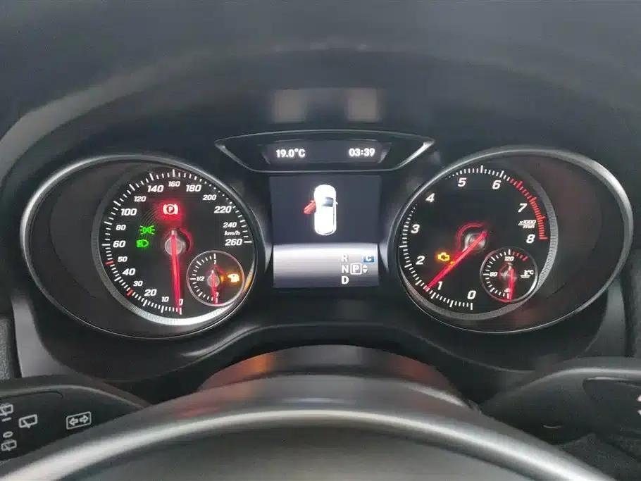 2019 Mercedes-Benz GLA 200 Fashion Edition — миниатюра 13