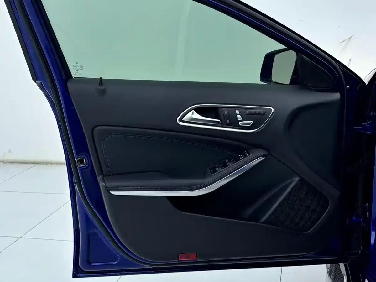 2019 Mercedes-Benz GLA 200 Fashion Edition — миниатюра 17