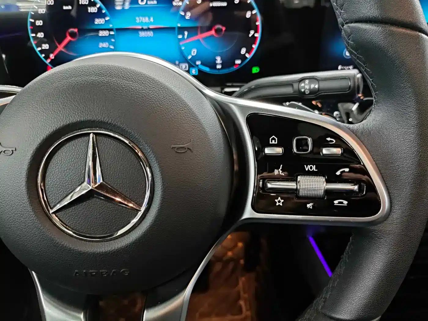 2023 Mercedes-Benz GLA 220 — миниатюра 10
