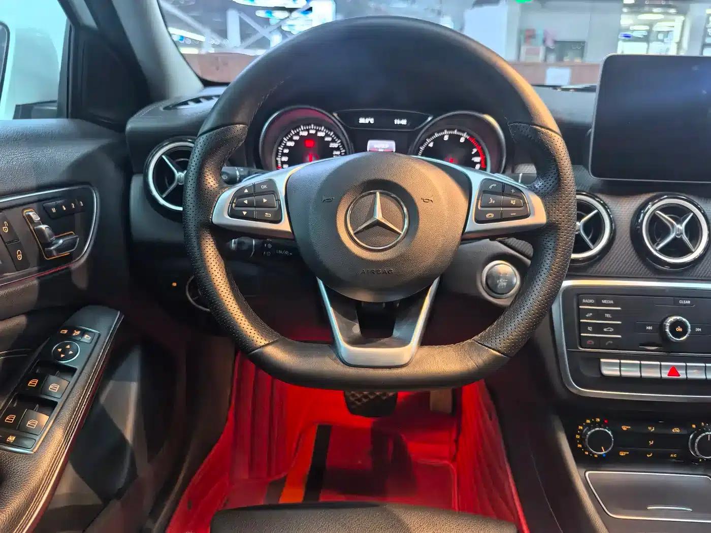 2019 Mercedes-Benz GLA 200 Fashion Edition — миниатюра 11