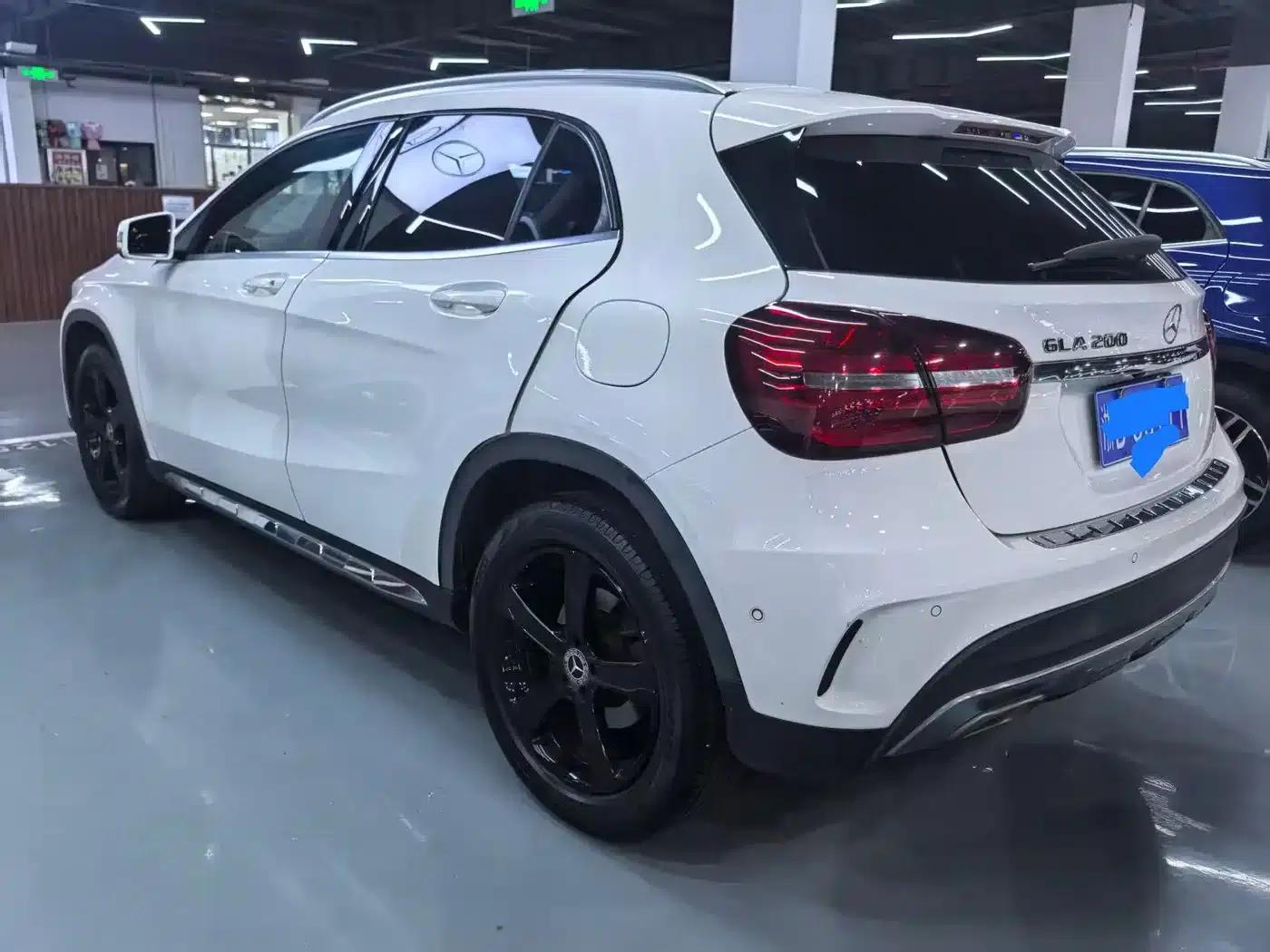 2019 Mercedes-Benz GLA 200 Fashion Edition — миниатюра 17