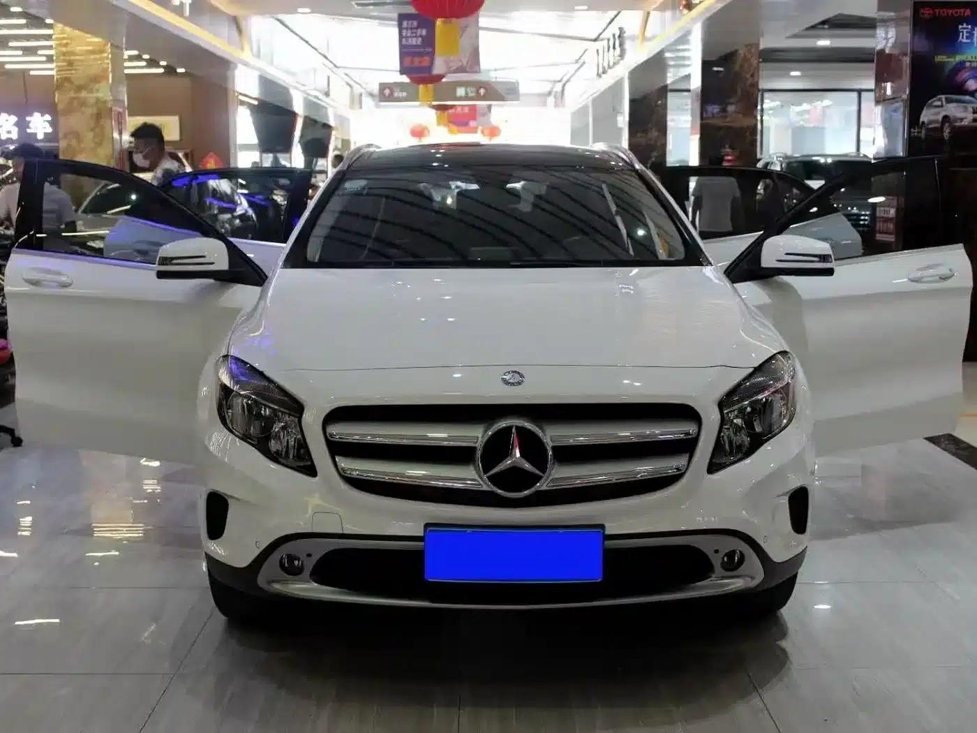 2015 Mercedes-Benz GLA 200 Dynamic — миниатюра 2