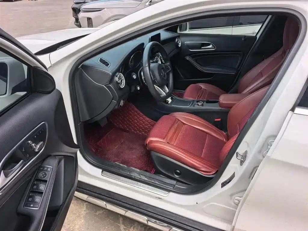 2019 Mercedes-Benz GLA 200 Fashion Edition — миниатюра 9