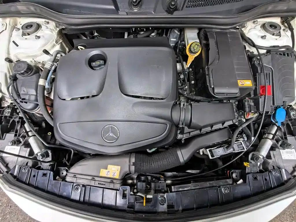 2016 Mercedes-Benz GLA 200 Dynamic — миниатюра 12