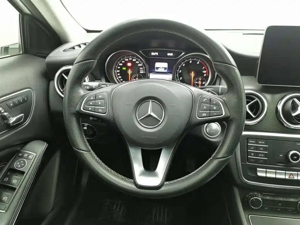 2018 Mercedes-Benz GLA 200 Fashion Edition — миниатюра 11
