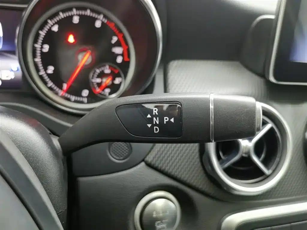 2018 Mercedes-Benz GLA 200 Fashion Edition — миниатюра 13