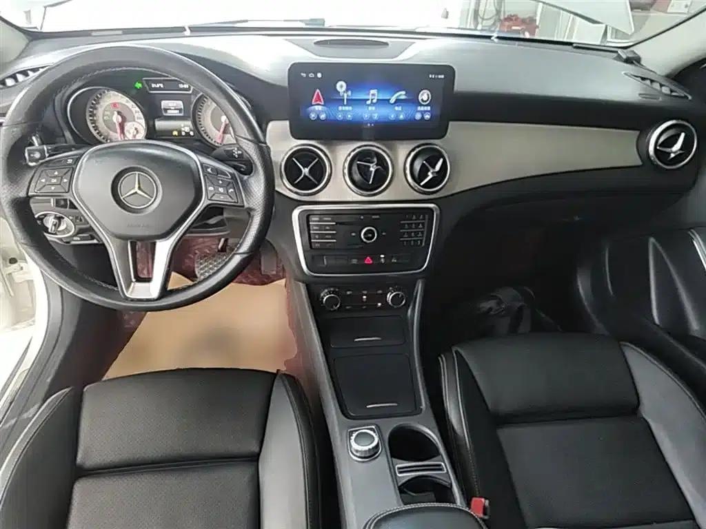 2016 Mercedes-Benz GLA 200 Dynamic — миниатюра 10
