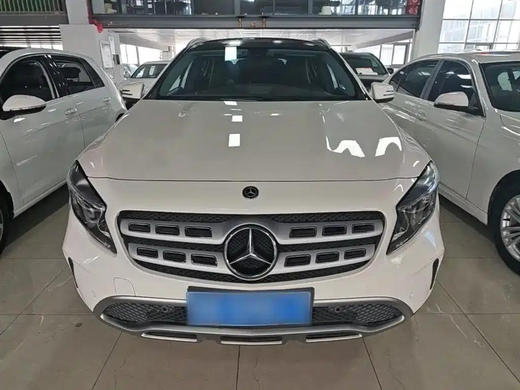 2017 Mercedes-Benz GLA 200 Dynamic — миниатюра 3