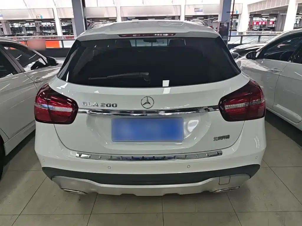 2017 Mercedes-Benz GLA 200 Dynamic — миниатюра 6
