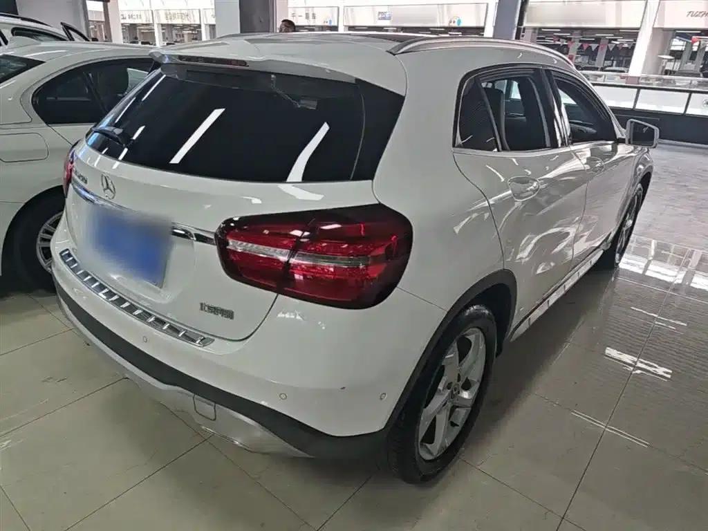 2017 Mercedes-Benz GLA 200 Dynamic — миниатюра 7