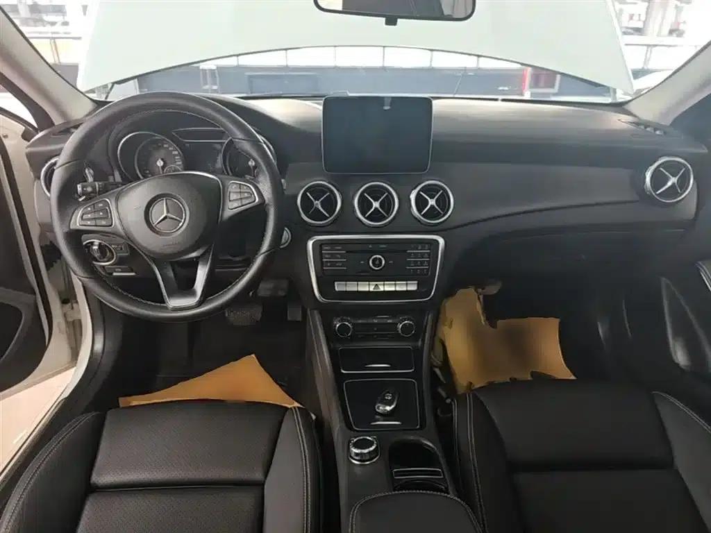 2017 Mercedes-Benz GLA 200 Dynamic — миниатюра 10