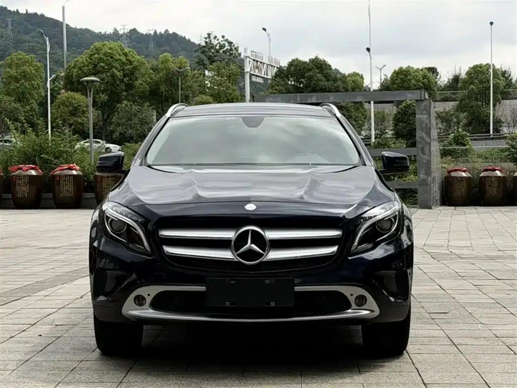 2016 Mercedes-Benz GLA 220 4MATIC Fashion Edition — миниатюра 3